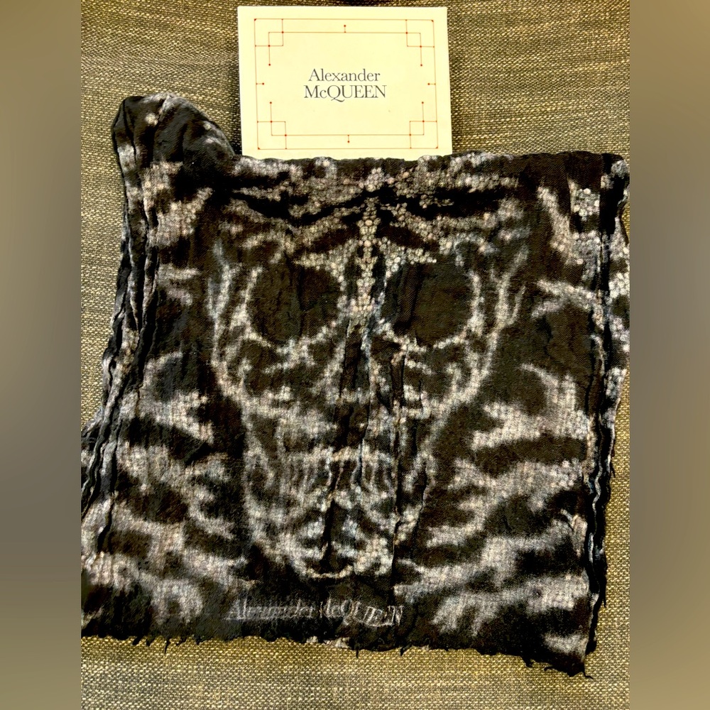 Alexander McQueen Women's Crystal Spine Skull Stole, Black & Grey Wool Scarf